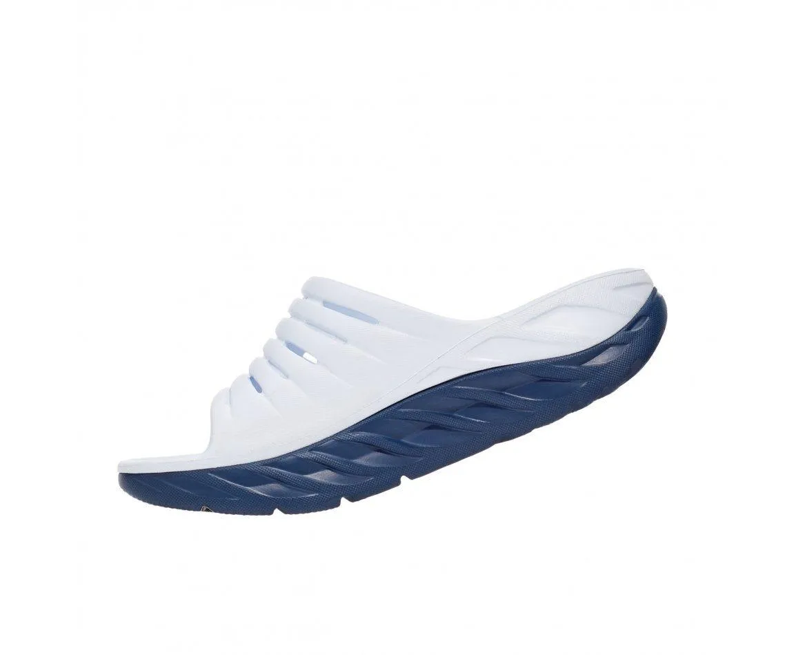 כפכפי התאוששות אורה הוקה לנשים בצבע לבן Hoka 1099674/WVIN RA Recovery
