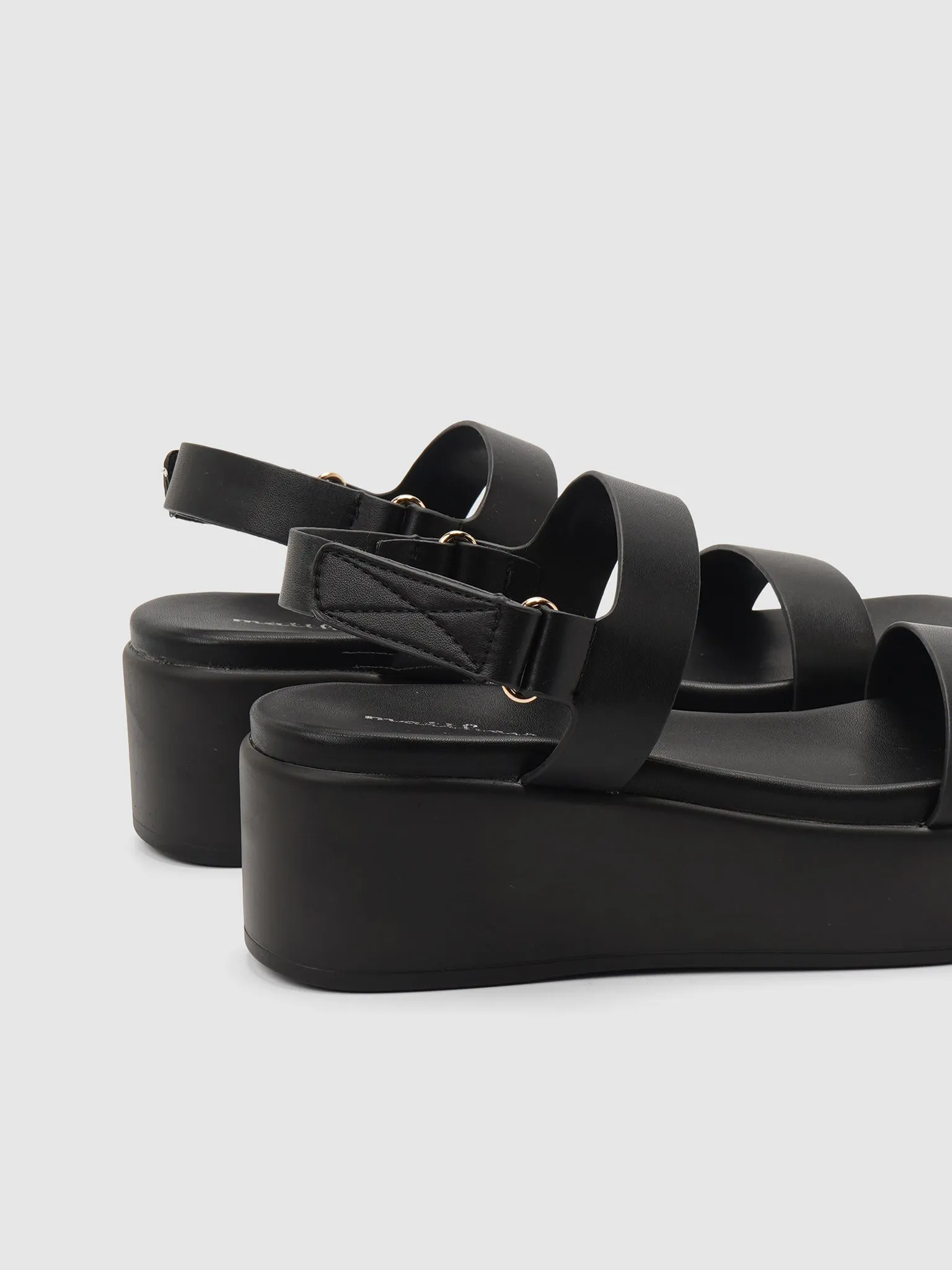 Alexie Platform Sandals