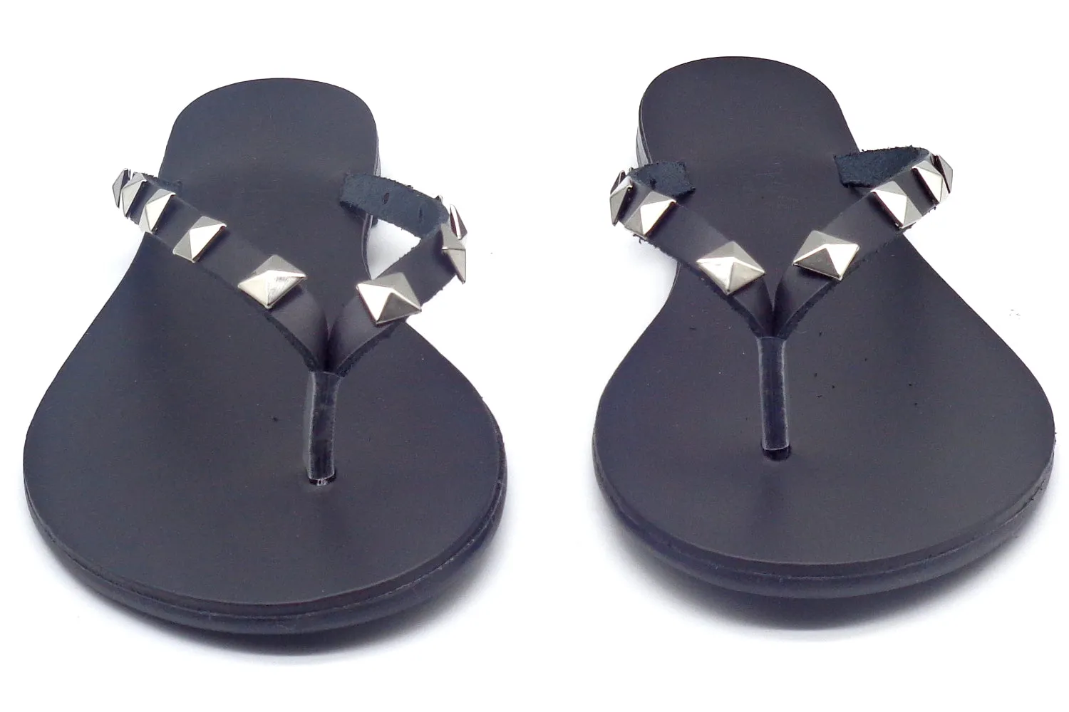 Ancientoo Flip Flops Astraea