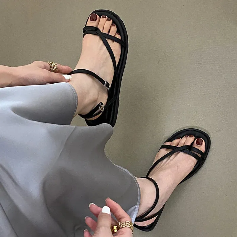 Fashion Buckle Strap Footwear Women Flats Sandals Shoes 2025 Summer Beach Female Casual Flip Flops Ladies Flat With Sandals