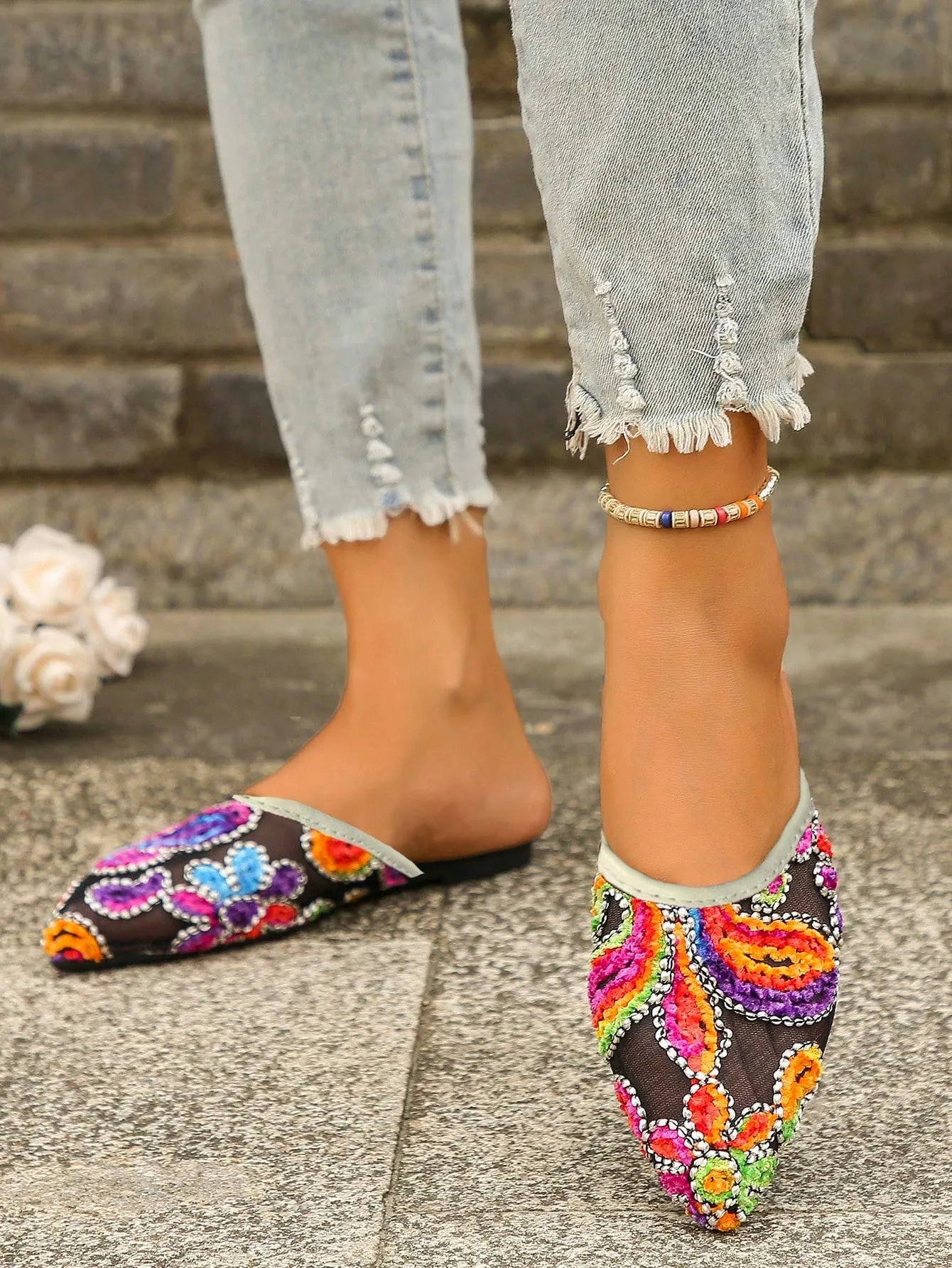 Fashion Flats For Women, Colorblock Embroidery Detail Point Toe Flat Mules