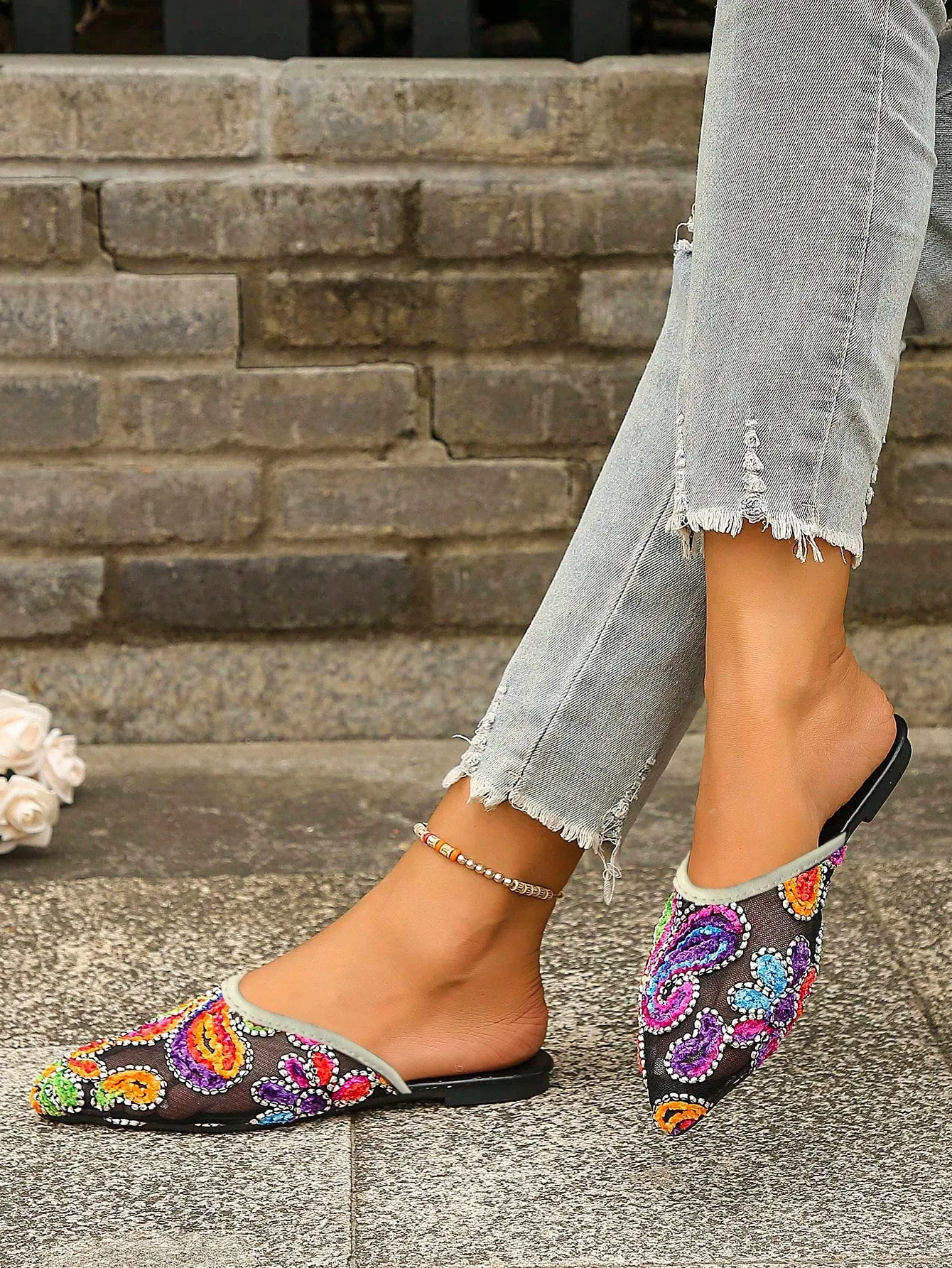 Fashion Flats For Women, Colorblock Embroidery Detail Point Toe Flat Mules
