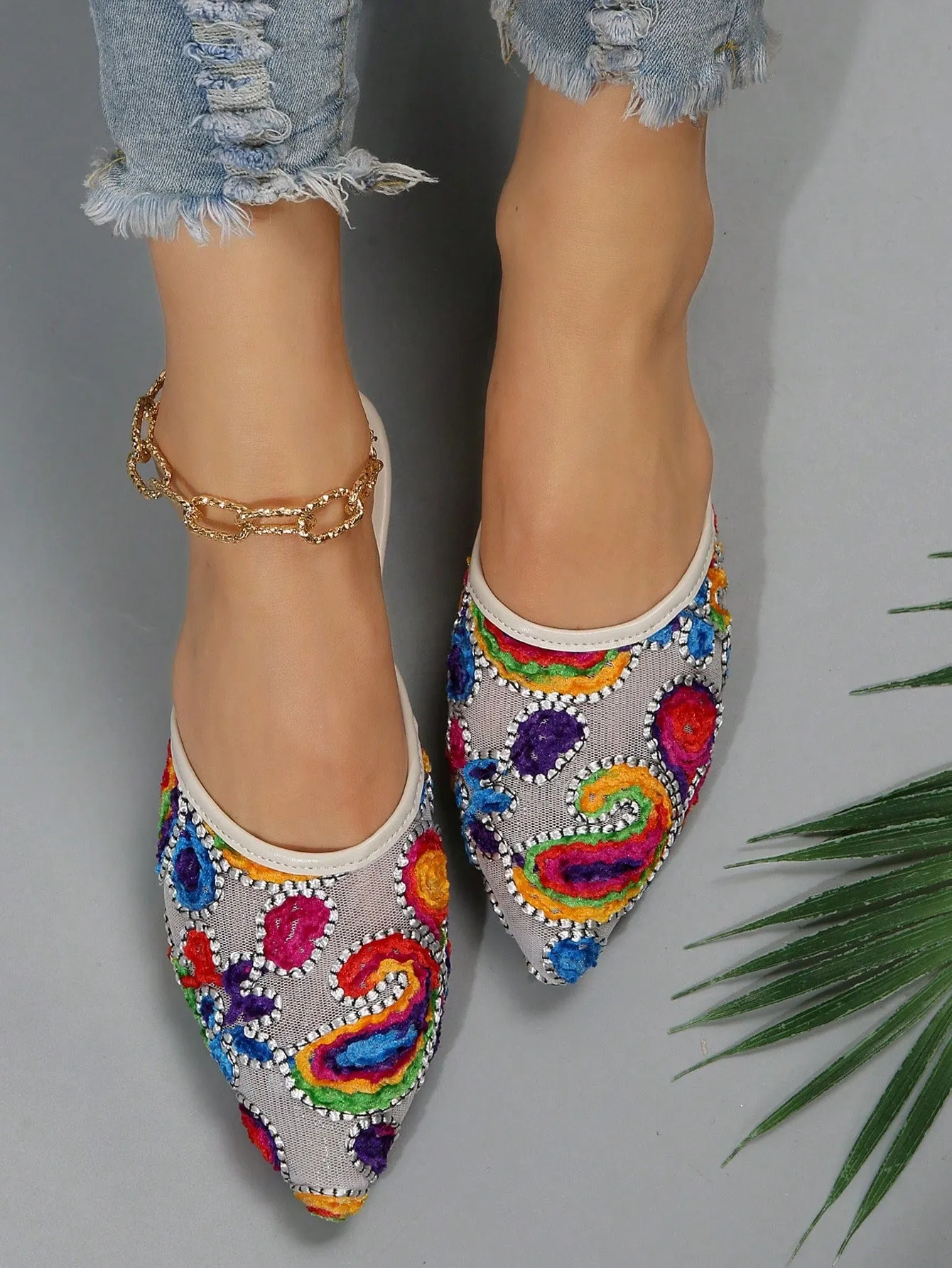 Fashion Flats For Women, Colorblock Embroidery Detail Point Toe Flat Mules