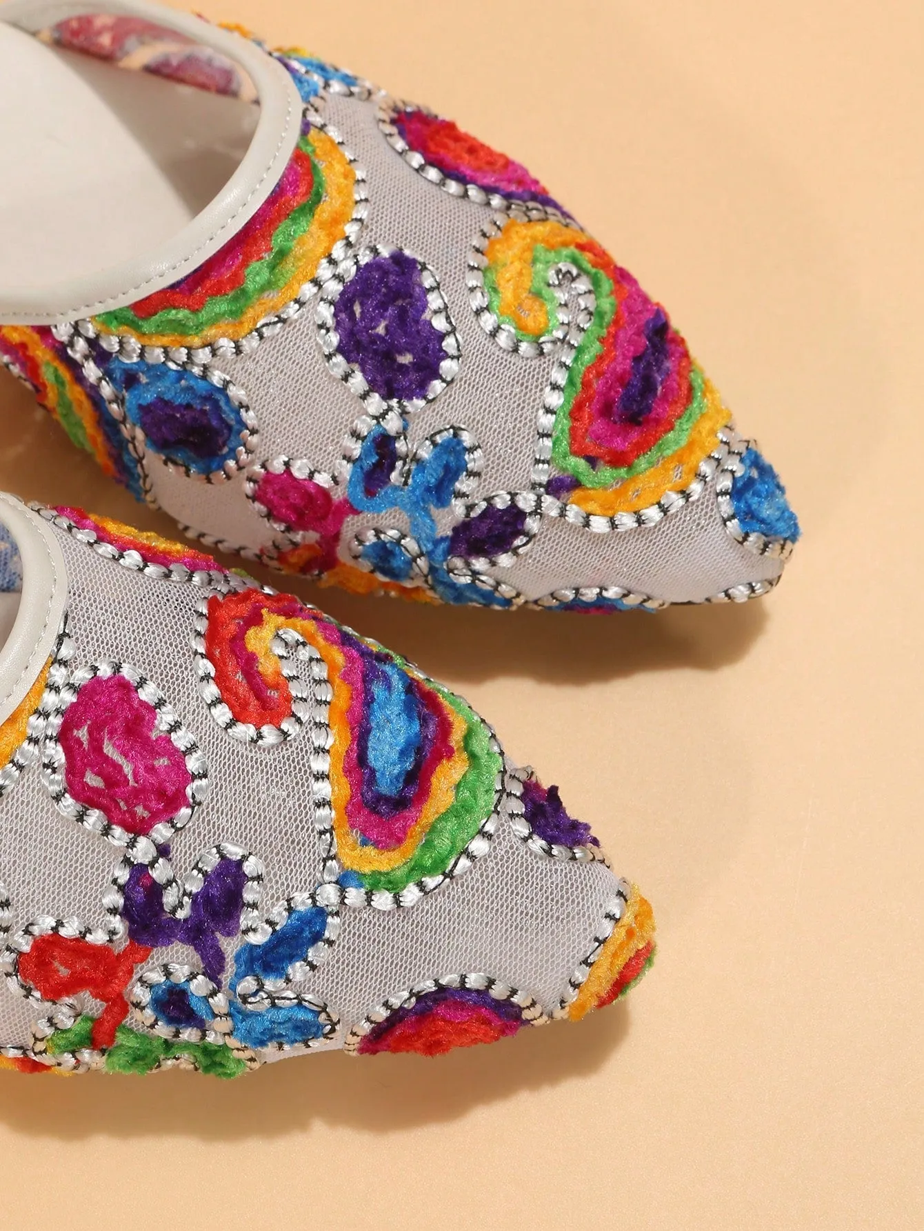 Fashion Flats For Women, Colorblock Embroidery Detail Point Toe Flat Mules