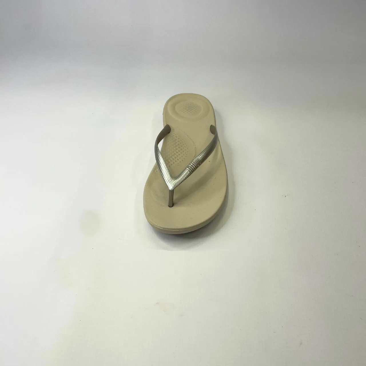 Fitflop IQUSHION silver ergonomic flipflops