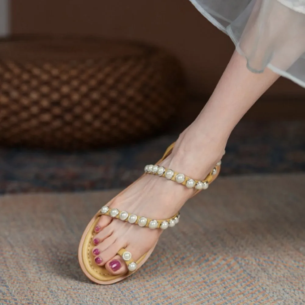 ROUND TOE FLAT PEARL SANDALS