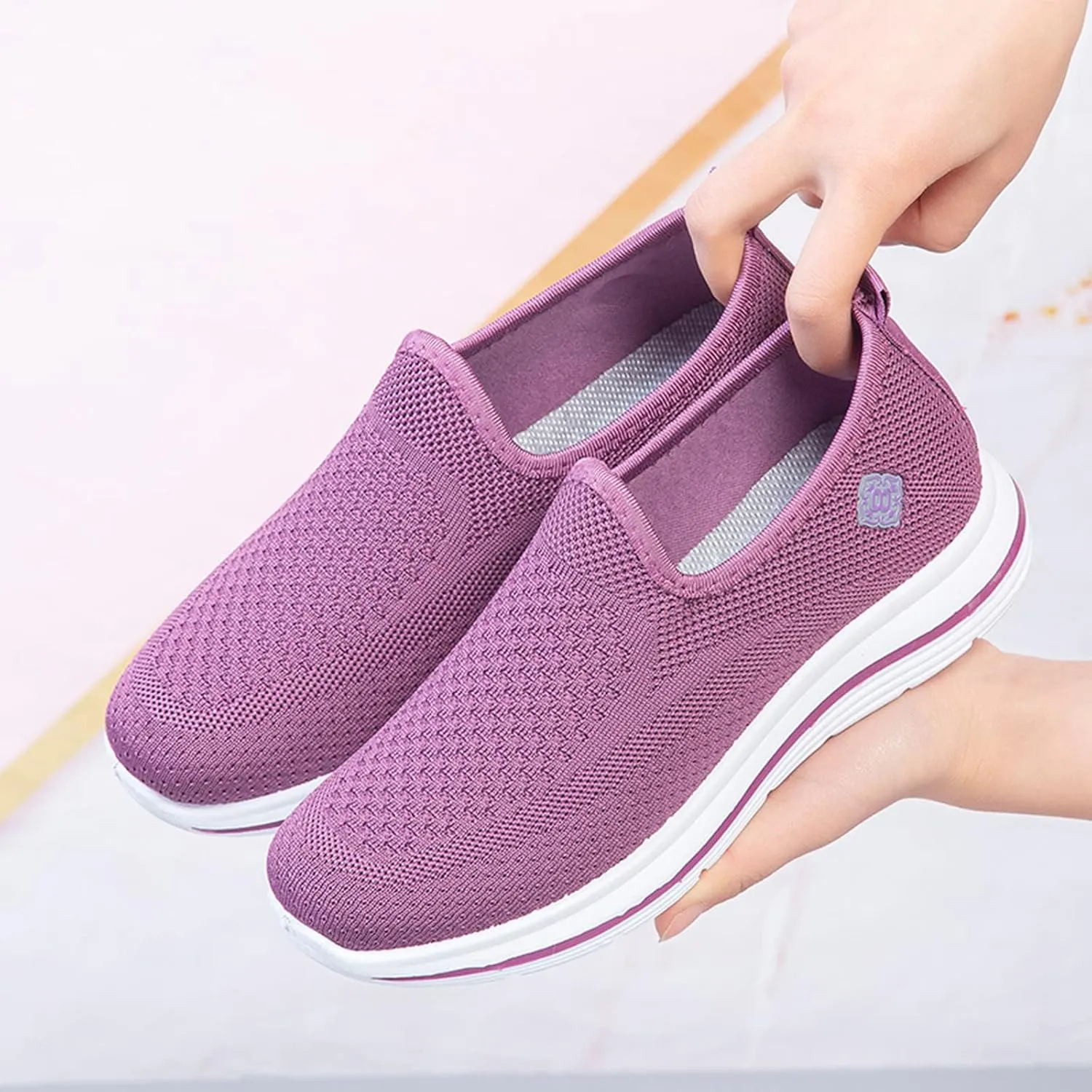 Women's Woven Orthopedic Soft Breathable Shoes Outdoor Comfort Fashion Casual Sneakers Wide Slip-on Tennis Shoes Arch Support Foam Shoes